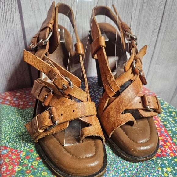 VTG 2003 Balenciaga Nicholas Ghesquière Runway Leather Strappy Heels, size 40 - Picture 2 of 11